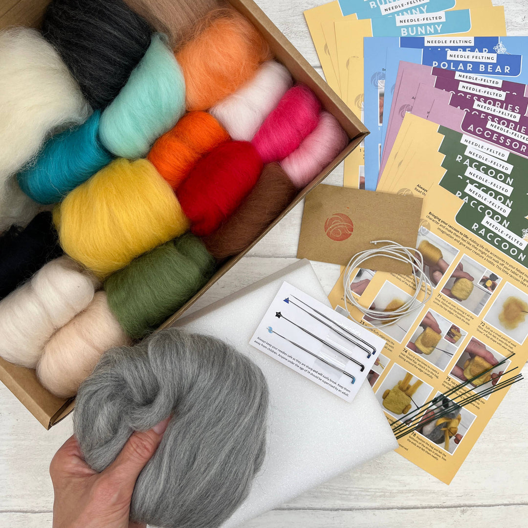 Needle Felting Bumper Kit - Winter Woollies