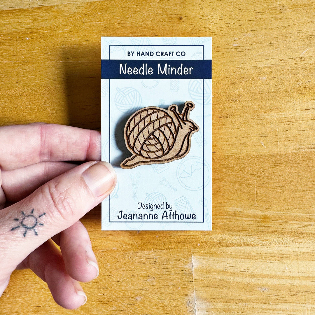 Snail - Wooden Magnetic Needle Minder
