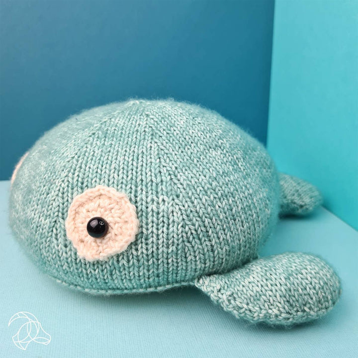 Willy Whale - DIY Knitting Kit