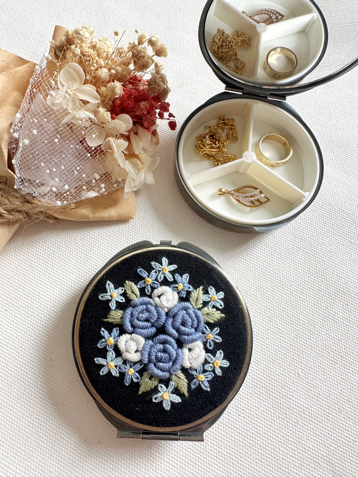 Floral Embroidered Round Jewelry Box With Mirrorrie