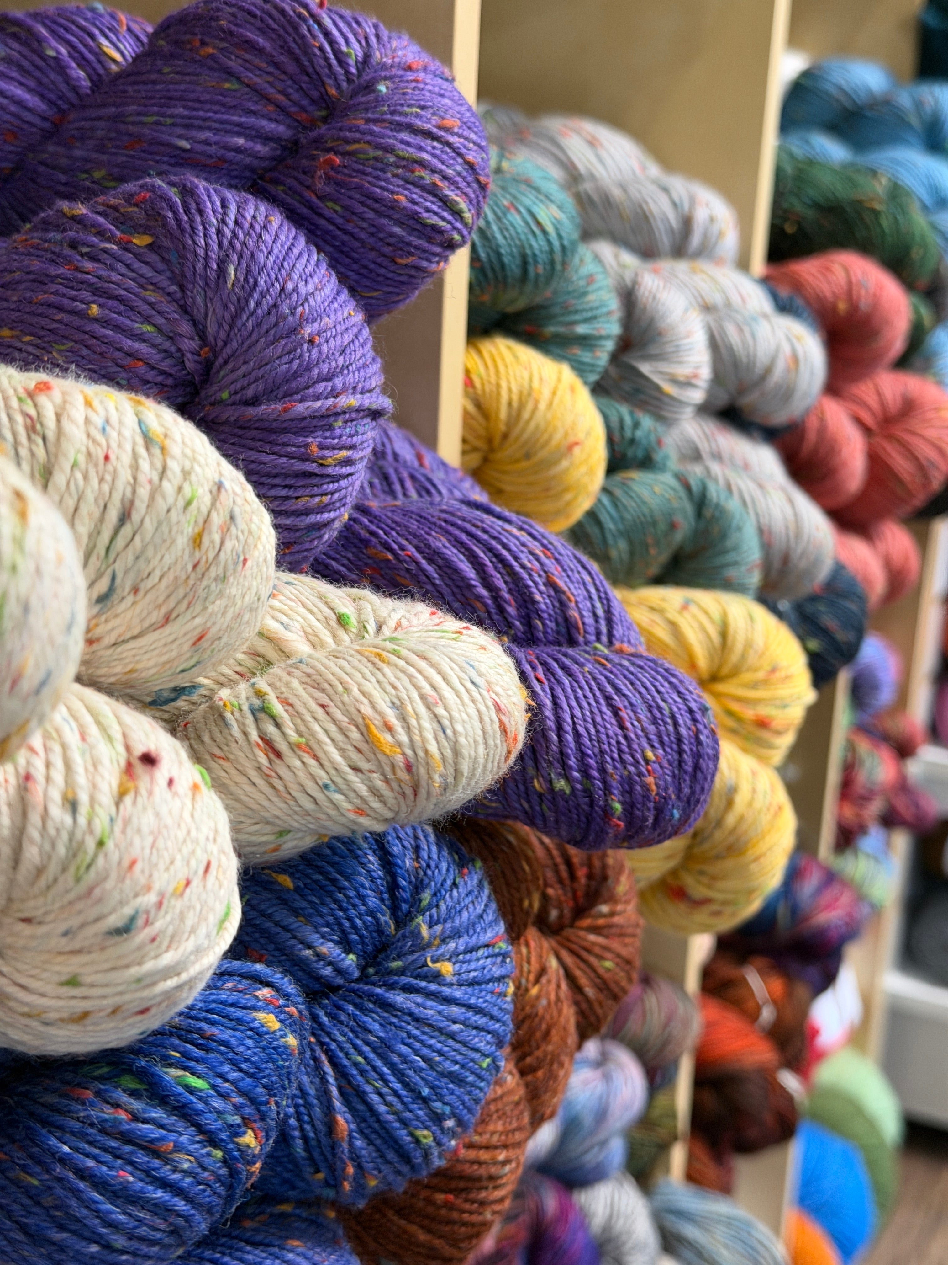 Bloom Tweed Worsted – Royal Bee Yarn