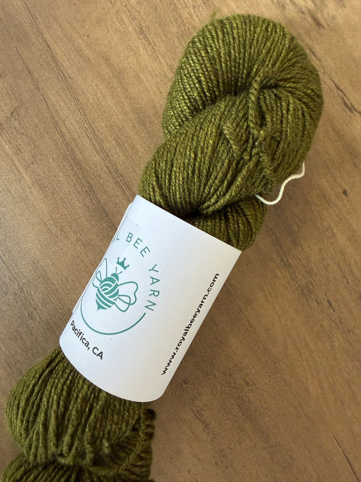 Royal Bee Yarn Gemstone DK