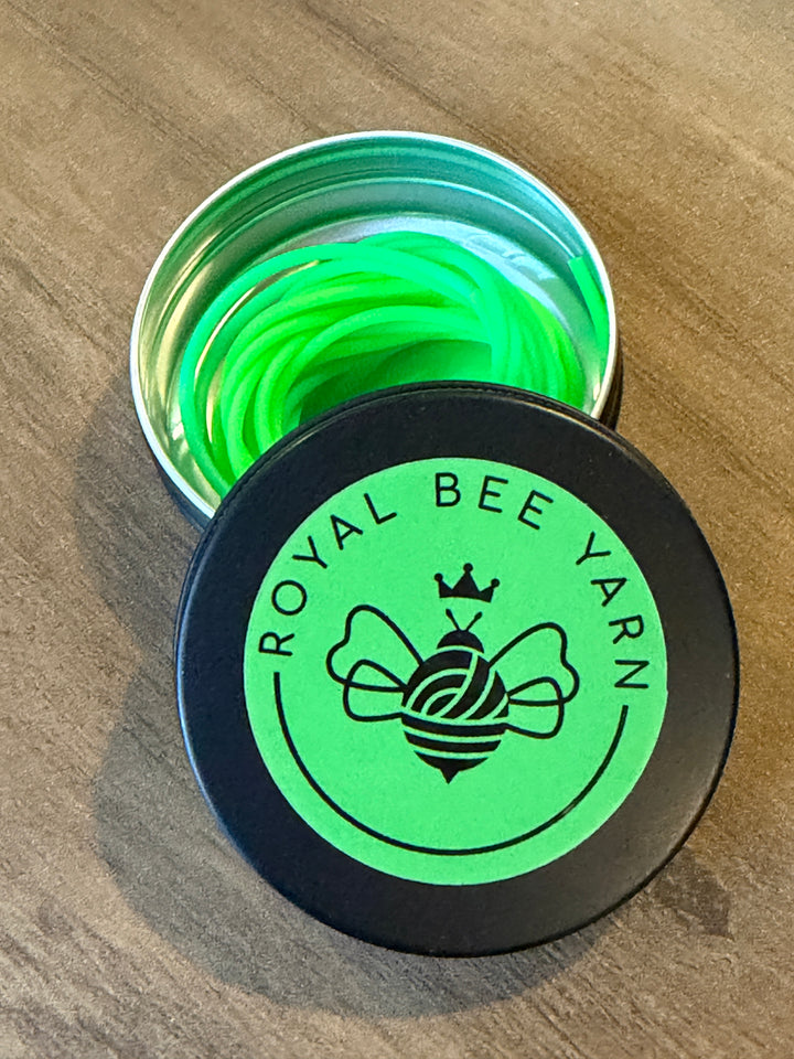 Royal Bee Tin with Barber Cords