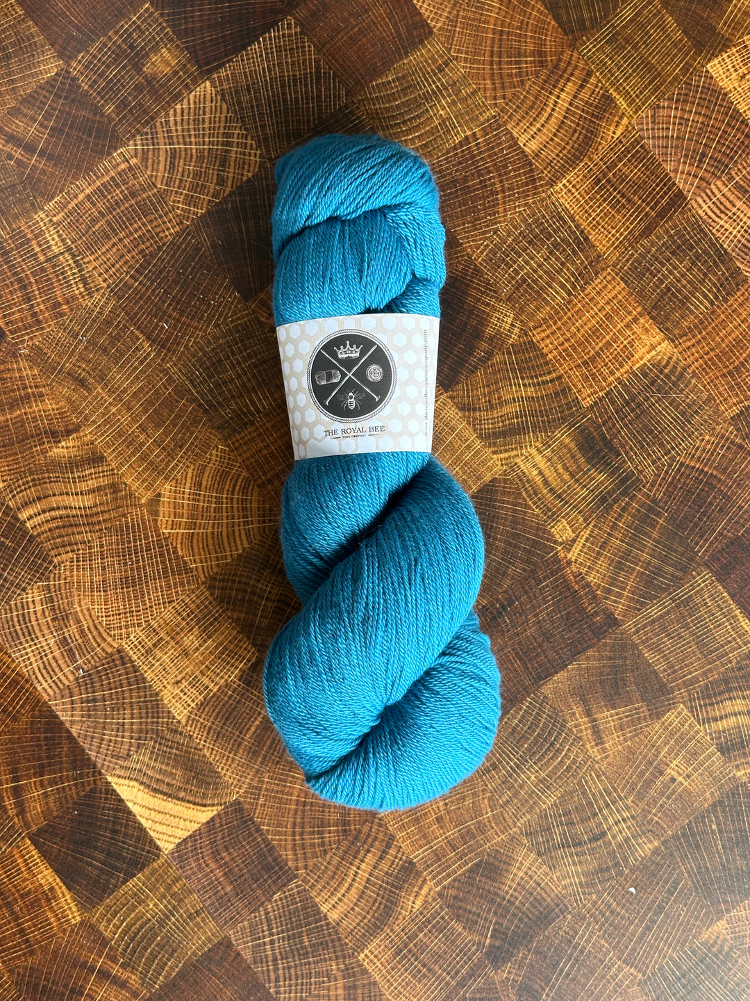Royal Bee Yarn 100% Superfine Merino Wool