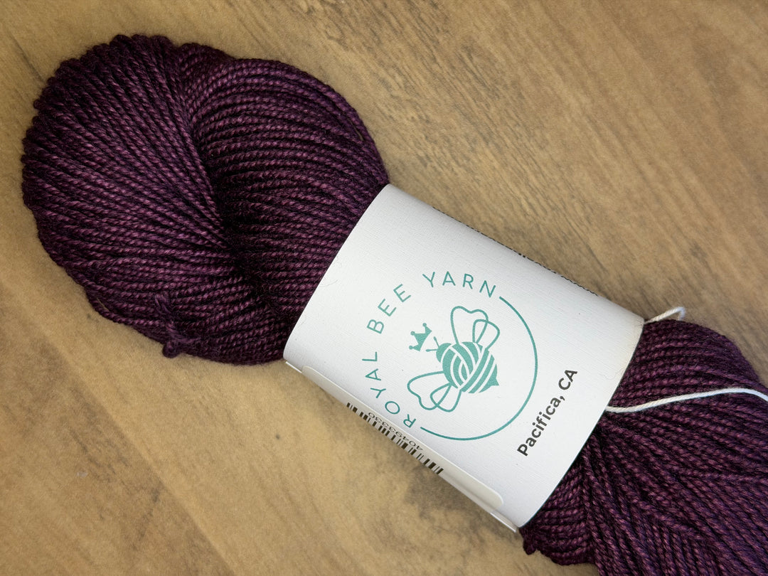 Royal Bee Yarn Gemstone DK