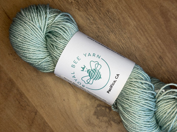 Royal Bee Yarn Gemstone DK